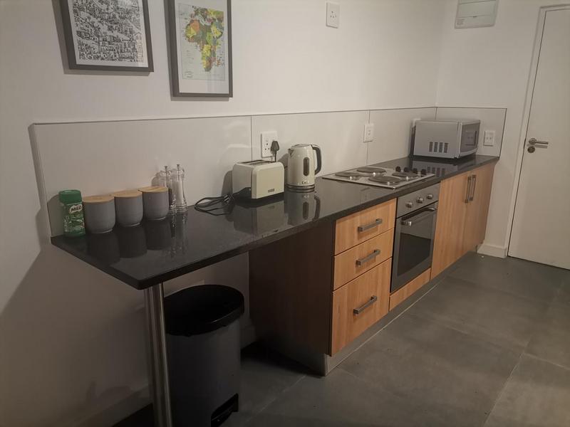 To Let 1 Bedroom Property for Rent in Woodstock Western Cape